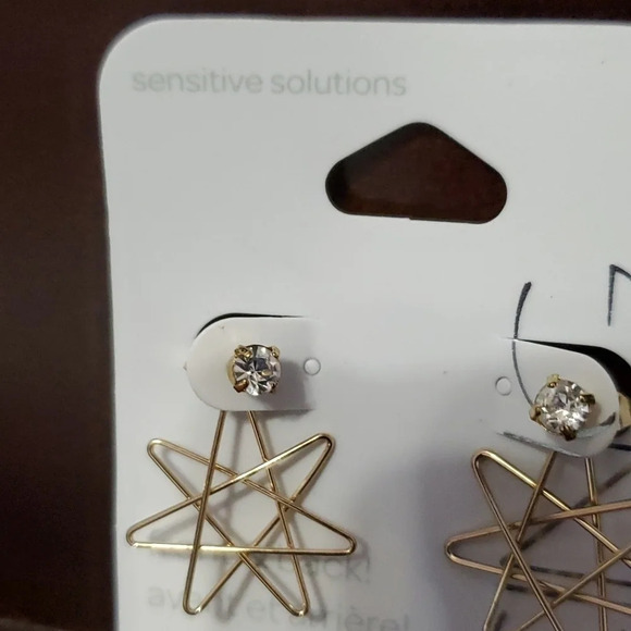 Icing Sensitive Solutions Wired Star Earrings - Picture 3 of 5